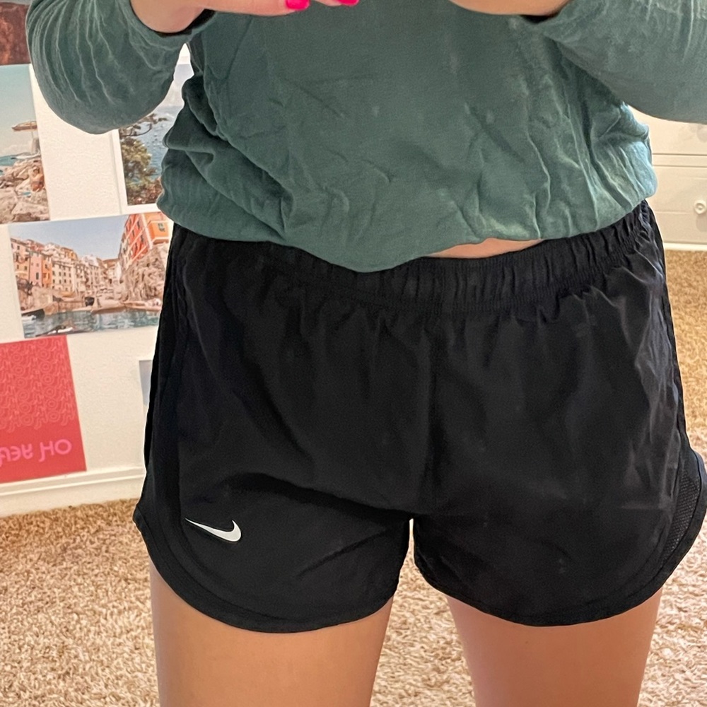 Small Nike dri fit shorts